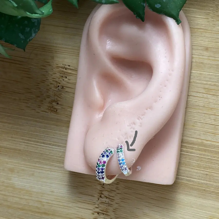 Brincos de Argola Pequenos em Prata com Zircónias Coloridas