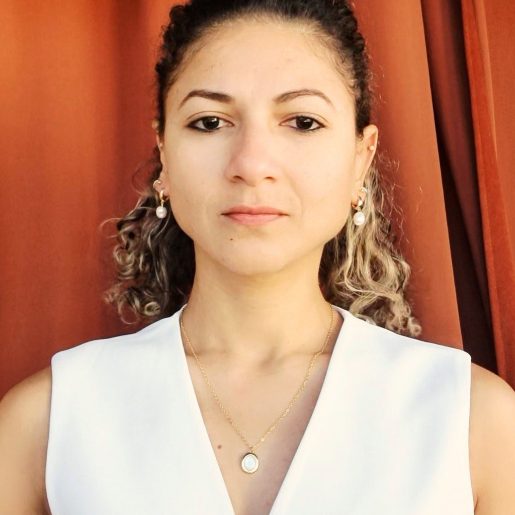 Colar com Pedra Oval Branca